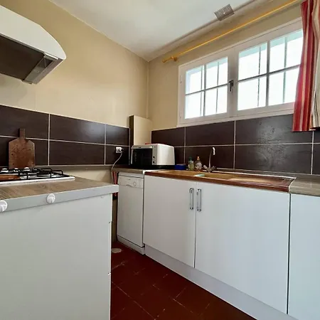 Villa 4 Pièces Oléron 6 Couchages Denis D'oleron Sdo000-162 *