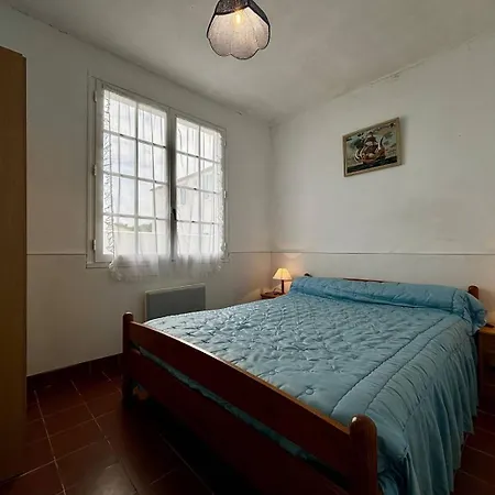 4 Pieces Oleron 6 Couchages Denis D'oleron Sdo000-162 Villa