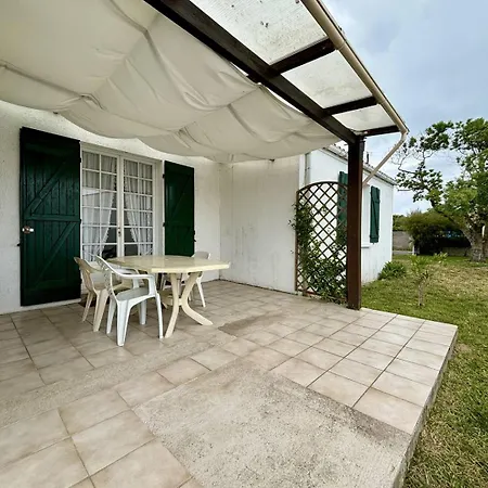 4 Pieces Oleron 6 Couchages Denis D'oleron Sdo000-162